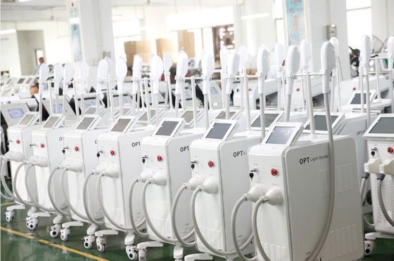 セリウムのFDAはレーザーの毛の取り外しを機械で造る強い脈打った軽い装置を承認した