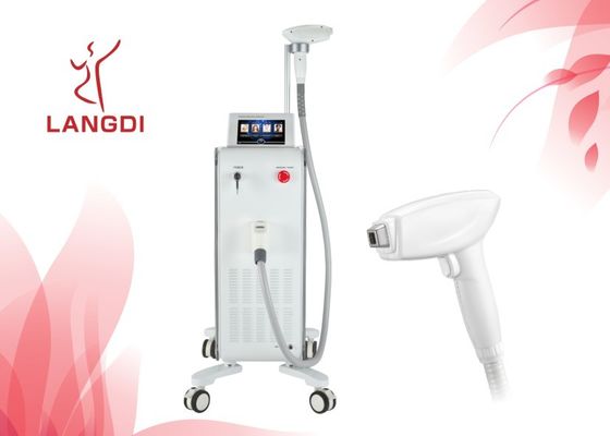 痛みのない極度の毛の取り外し810nmのダイオード レーザーのDepilation機械