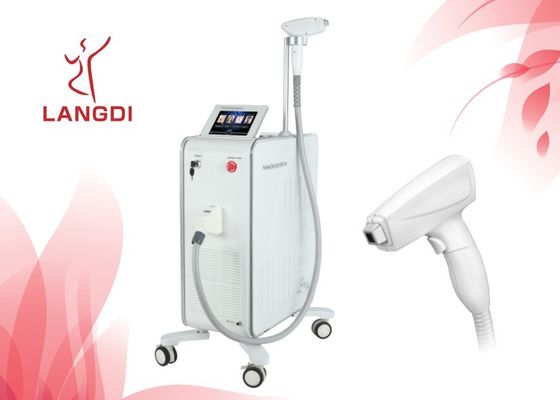 痛みのない極度の毛の取り外し810nmのダイオード レーザーのDepilation機械